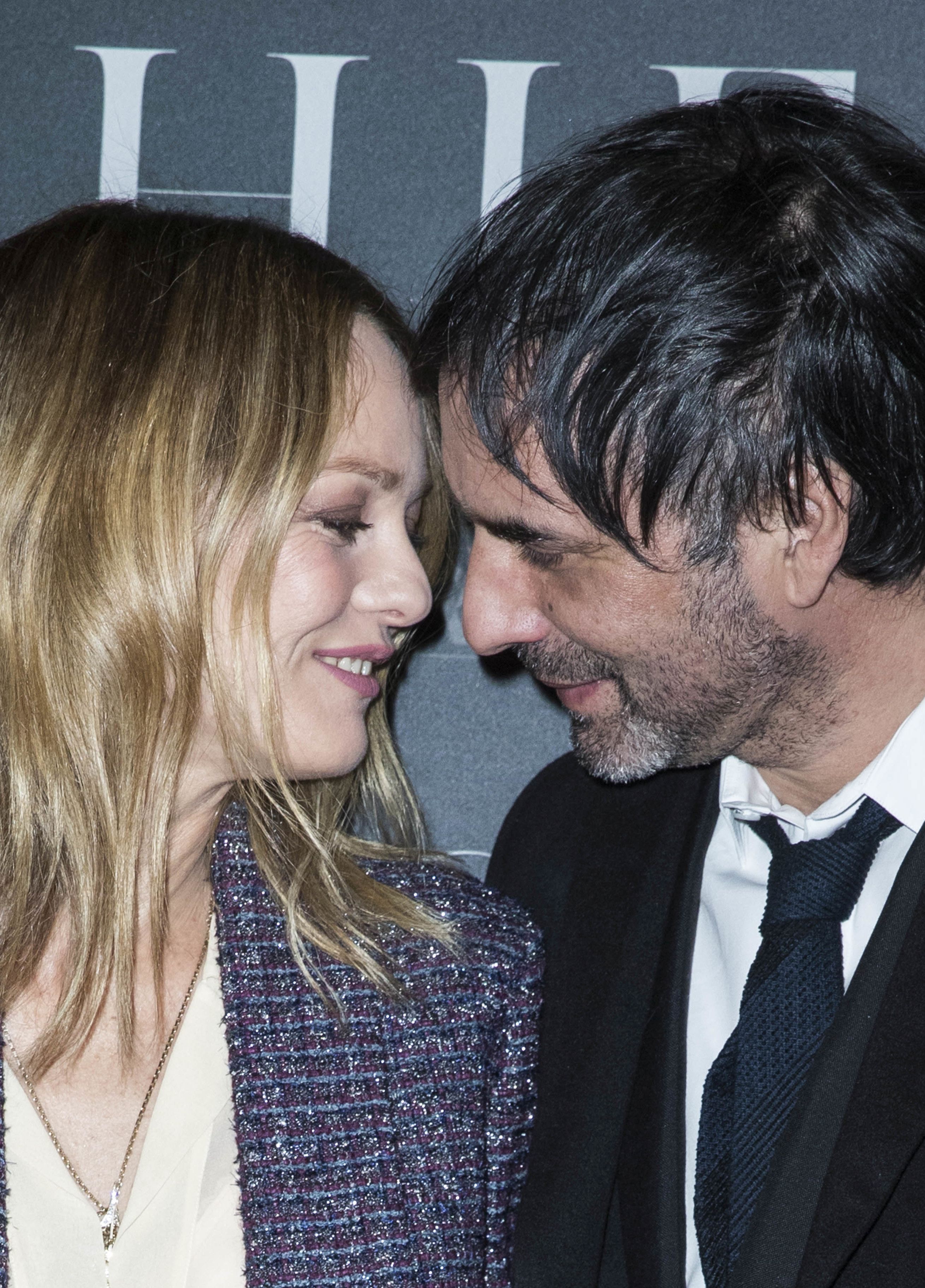 Vanessa Paradis s-a căsătorit cu regizorul Samuel Benchetrit